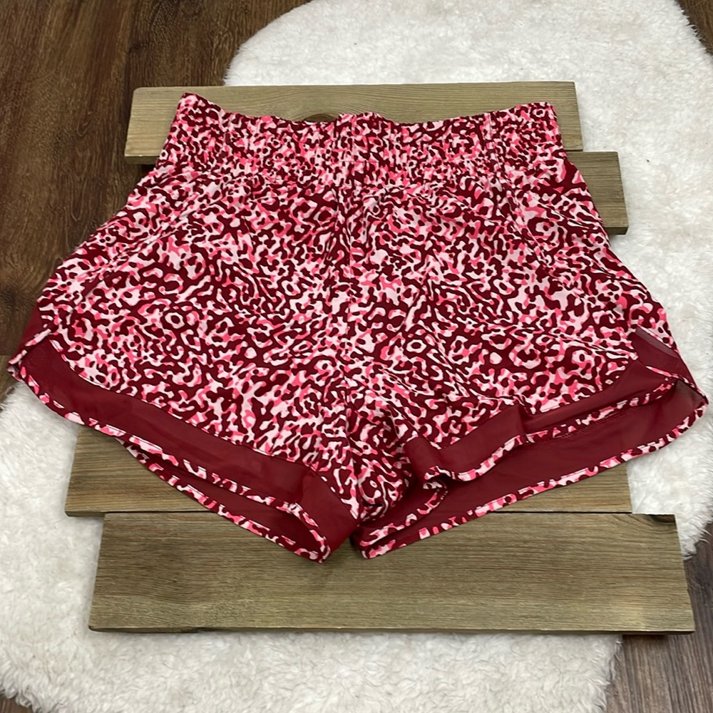 Athleta NWOT Mesh Racer High Rise 3" Short - Picture 5 of 8